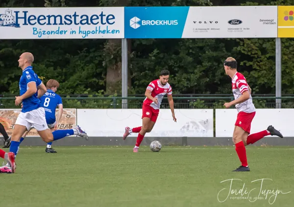 FC De Bilt - so Soest (1-1) – foto 1 van 16