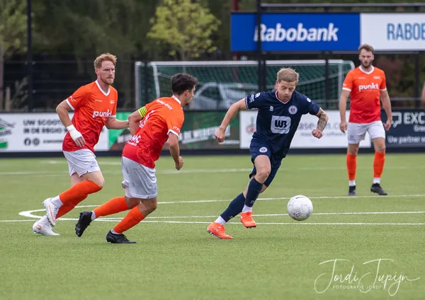 sv Parkhout - de Merino's (3-0 Bekerwedstrijd) – foto 3 van 120