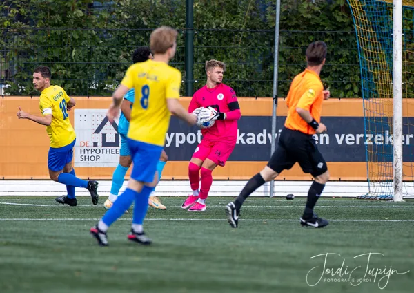 VRC - sv Parkhout (1-1 Bekerwedstrijd) – foto 16 van 78