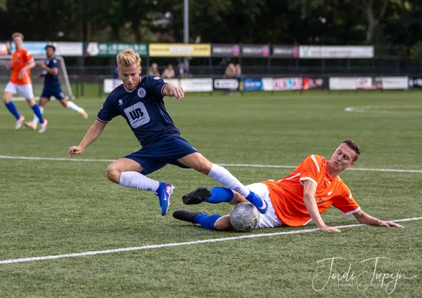 sv Nieuwkoop - sv Parkhout (3-1 Bekerwedstrijd) – foto 10 van 109