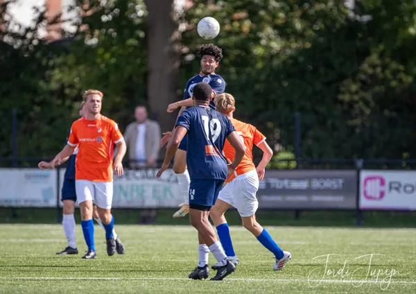 sv Nieuwkoop - sv Parkhout (3-1 Bekerwedstrijd) – foto 93 van 109