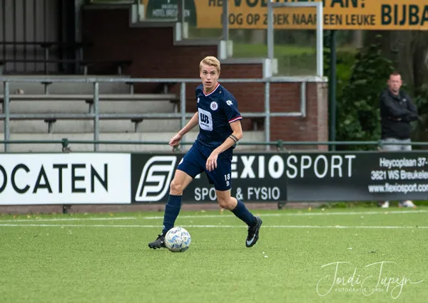 Fc Breukelen - sv Parkhout (4-2) – foto 10 van 95