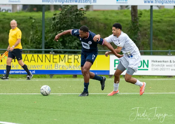 Fc Breukelen - sv Parkhout (4-2) – foto 19 van 95