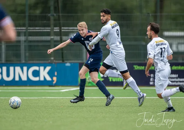 Fc Breukelen - sv Parkhout (4-2) – foto 24 van 95