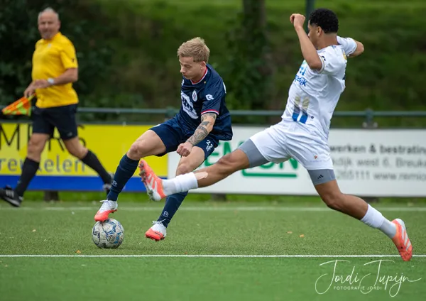 Fc Breukelen - sv Parkhout (4-2) – foto 48 van 95
