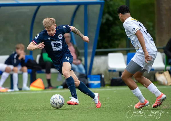 Fc Breukelen - sv Parkhout (4-2) – foto 49 van 95