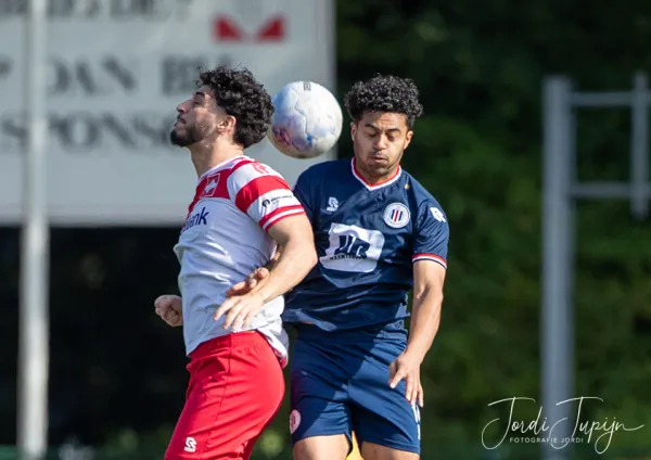 FC De Bilt - sv Parkhout (2-4) – foto 32 van 102